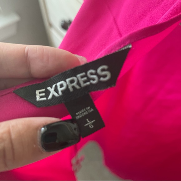 Express Pink Bow Peek A Boo Back Sleeveless Top - Picture 3 of 3